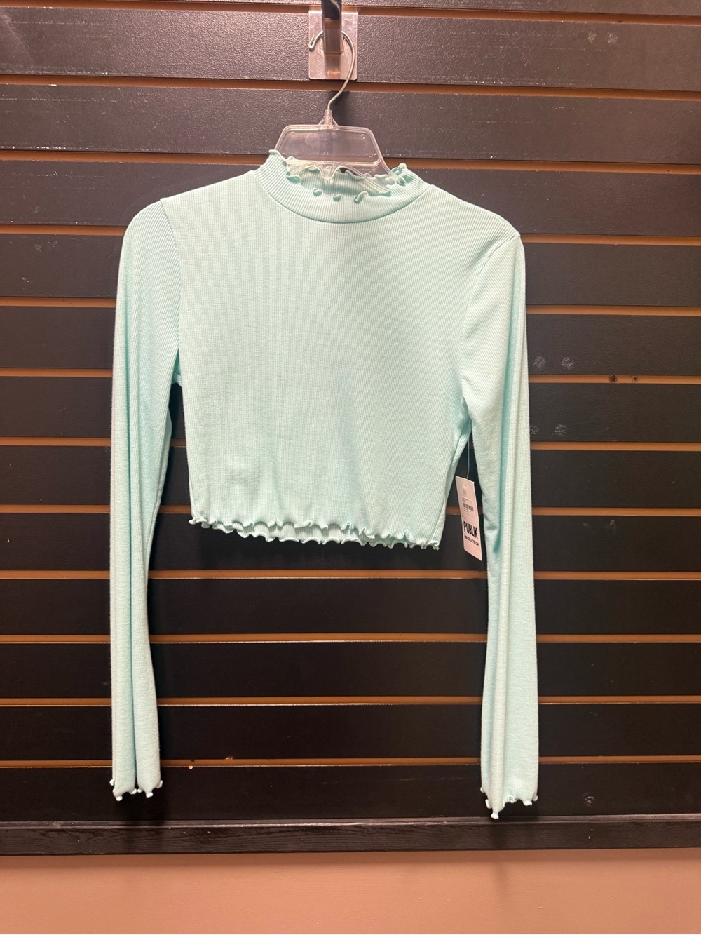 NWT Publik Mint Ribbed Lettuce Edge Cropped Mock Neck Top M